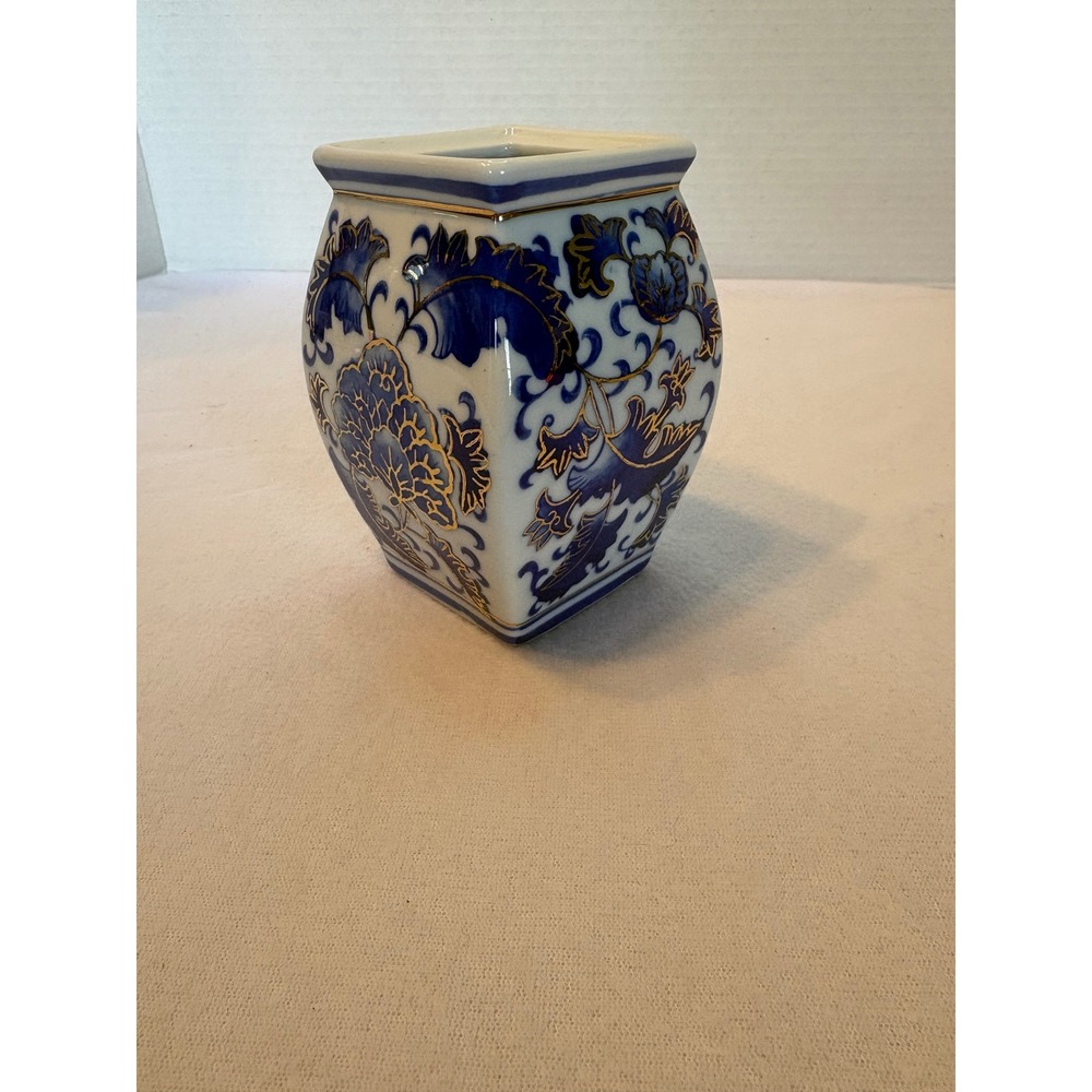 Blue and White Floral Ceramic Square Vase Gold Gilt Chinoiserie Decor Small‎